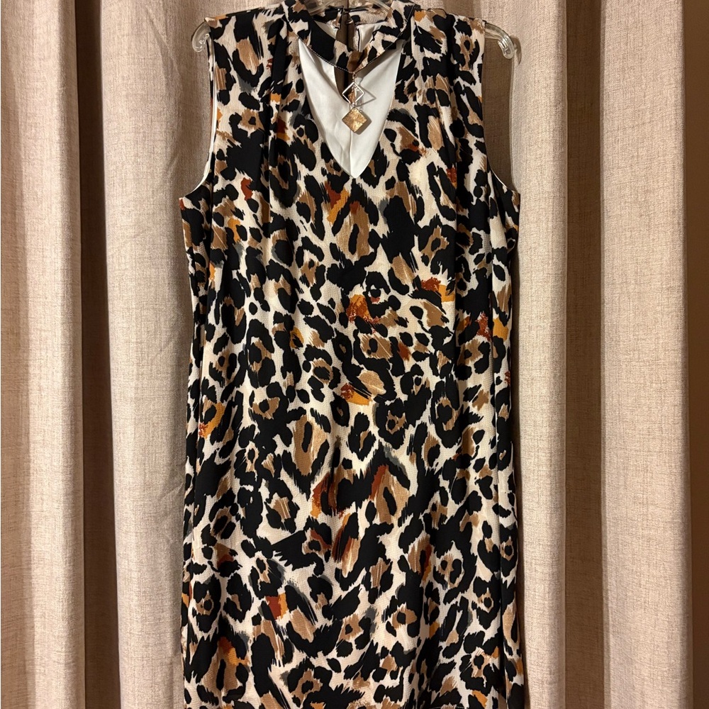 Chic Leopard Print Midi Dress